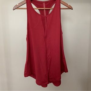 NWOT - Zyia cranberry effortless tank